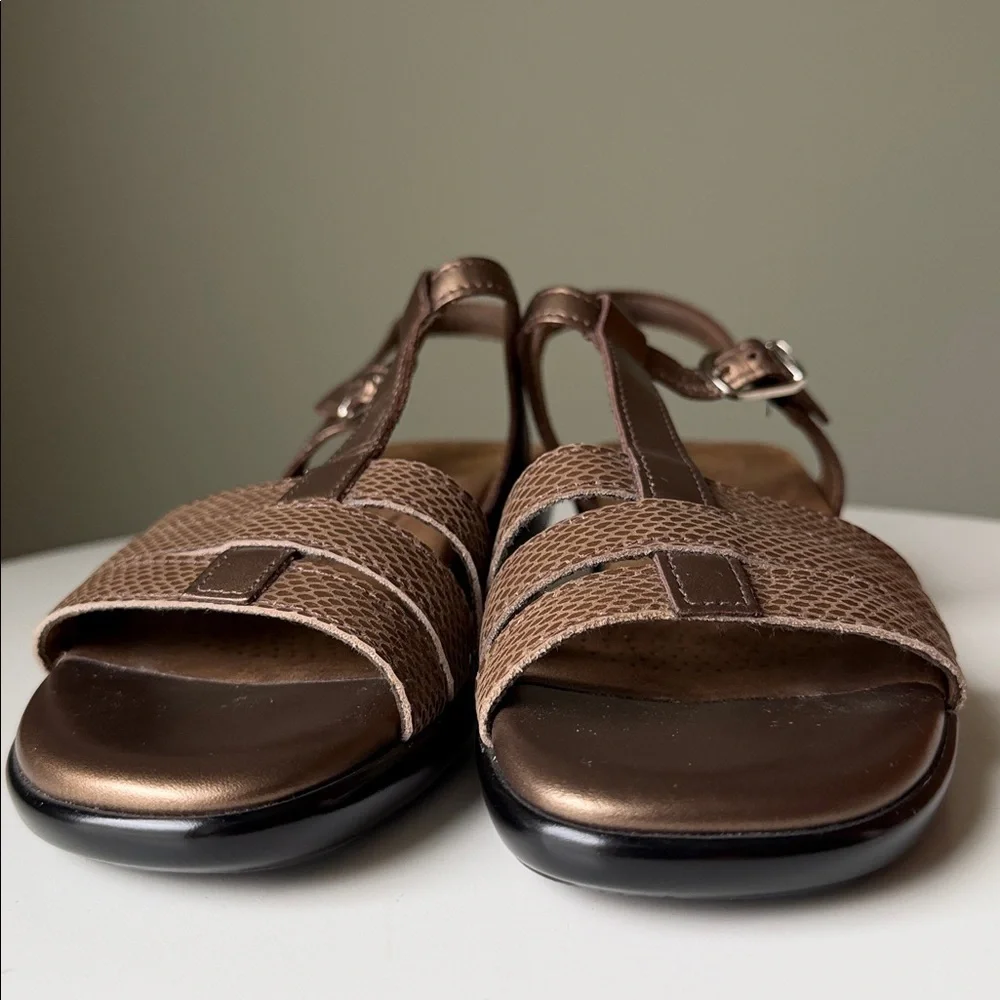 SAS capri strap